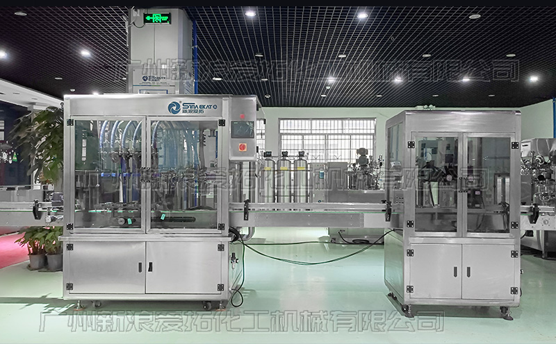 四頭液體灌裝機